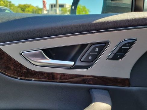 Used 2019 Audi Q7 2.0T Premium Plus w/ Premium Plus Package AWD/4WD image 18