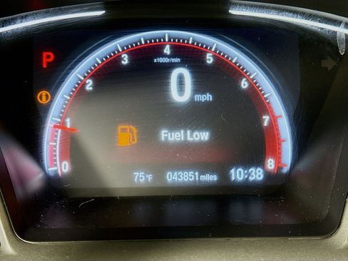 Used 2020 Honda Civic Sport image 16