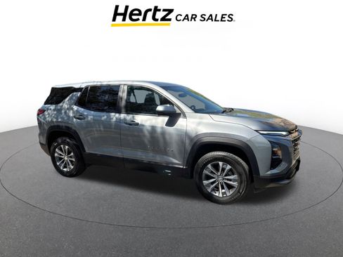 Used 2025 Chevrolet Equinox LT image 1