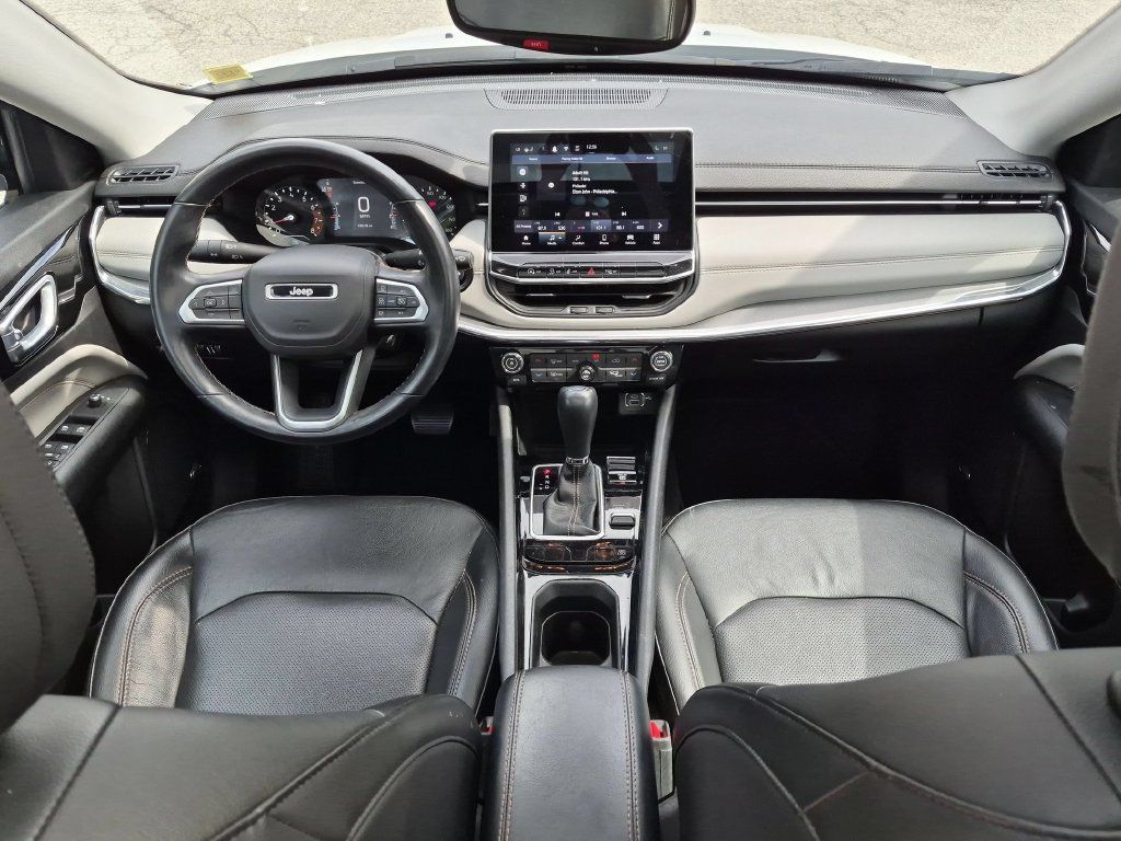 Used 2022 Jeep Compass Limited w/ Sun and Sound Group AWD/4WD image 21