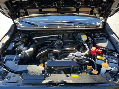 Used 2025 Subaru Crosstrek 2.5i Premium image 21