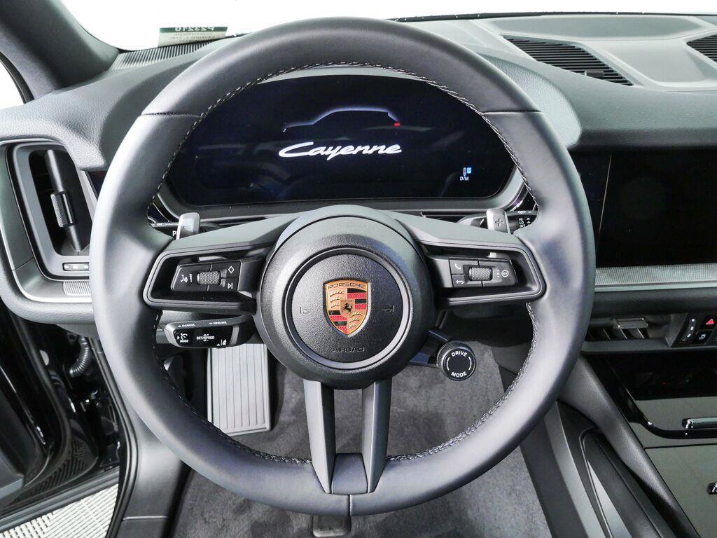 New 2026 Porsche Cayenne AWD/4WD image 9