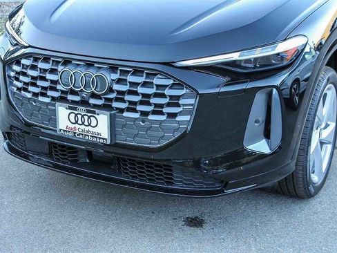 New 2025 Audi Q5 Premium Plus image 8