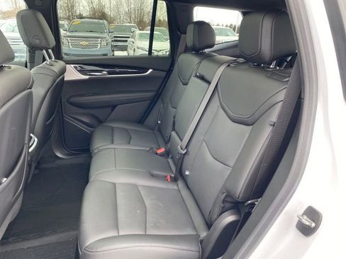 Certified 2024 Cadillac XT6 Premium Luxury w/ LPO, Floor Liner Package image 21