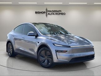Used 2026 Tesla Model Y Long Range AWD/4WD video 1