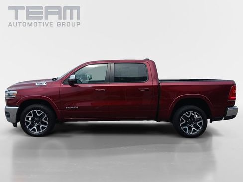Used 2025 RAM 1500 Laramie AWD/4WD image 4