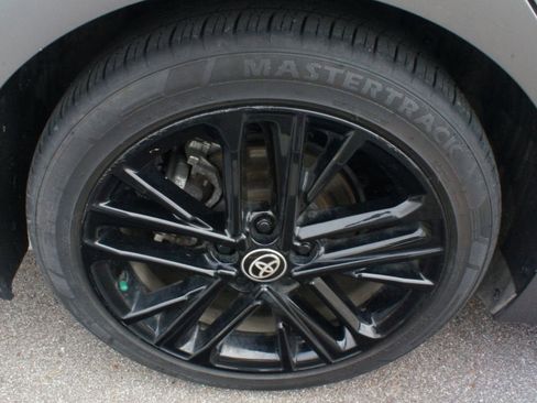 Used 2025 Toyota Camry SE FWD image 25