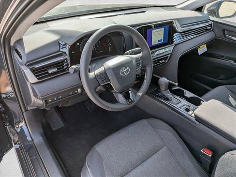 Used 2026 Toyota Camry LE w/ Convenience Package FWD image 3
