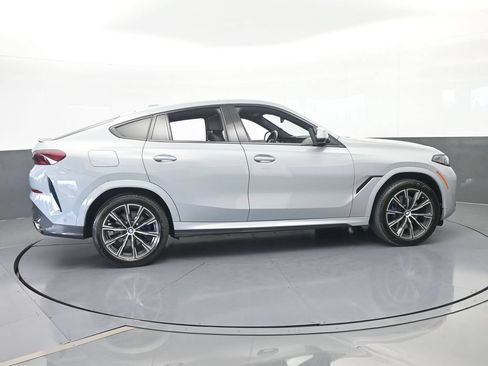 Used 2026 BMW X6 xDrive40i AWD/4WD image 7