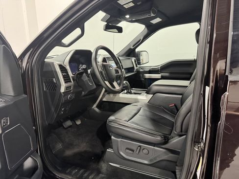Used 2019 Ford F150 Lariat w/ Equipment Group 502A Luxury AWD/4WD image 15