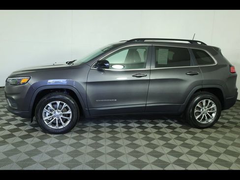 Used 2022 Jeep Cherokee Latitude Lux w/ Sun & Sound Group AWD/4WD image 15