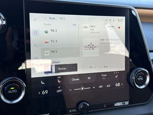 Used 2025 Lexus RX 350 FWD image 23