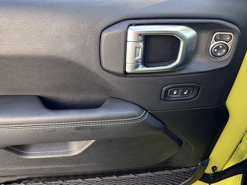 Certified 2022 Jeep Wrangler Unlimited Sahara w/ LED Lighting Group image 10