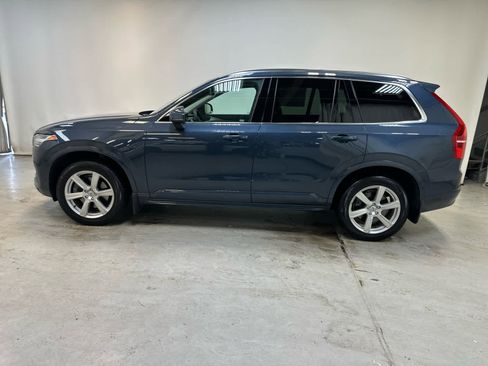 Used 2023 Volvo XC90 B5 Core w/ Protection Package image 9