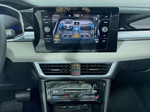 New 2027 Volkswagen Taos SE AWD/4WD image 15