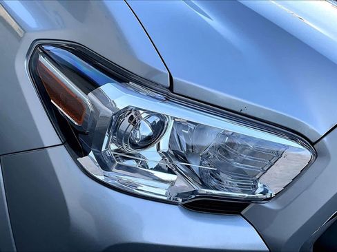 Used 2023 Toyota Tacoma SR5 image 26