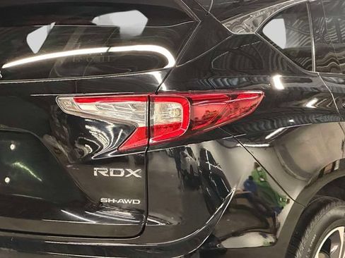 Used 2023 Acura RDX AWD w/ Advance Package image 11