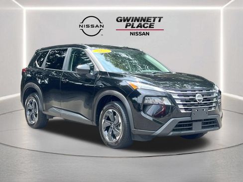 Used 2025 Nissan Rogue SV AWD/4WD image 26