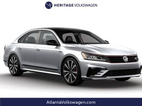 Used 2018 Volkswagen Passat 3.6 image 1