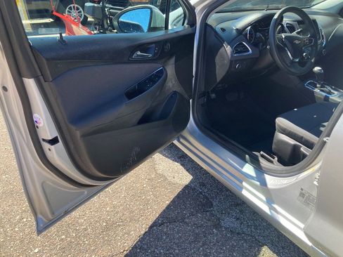 Used 2019 Chevrolet Cruze LS w/ LS Fleet Convenience Package image 5