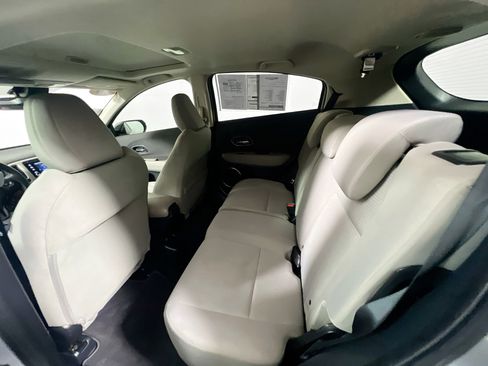 Used 2020 Honda HR-V EX image 29