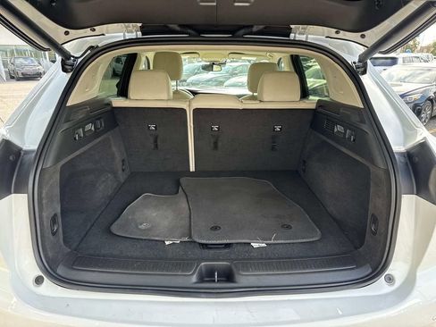 Used 2023 Buick Envision Essence image 9