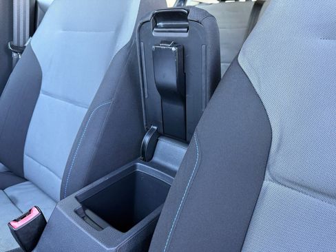 Used 2016 Volkswagen e-Golf SE image 15