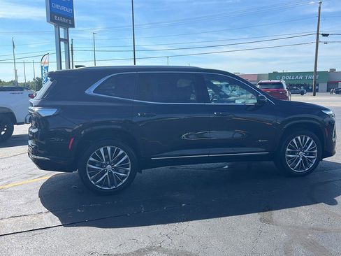 Used 2025 Buick Enclave Avenir w/ Super Cruise Package AWD/4WD image 9