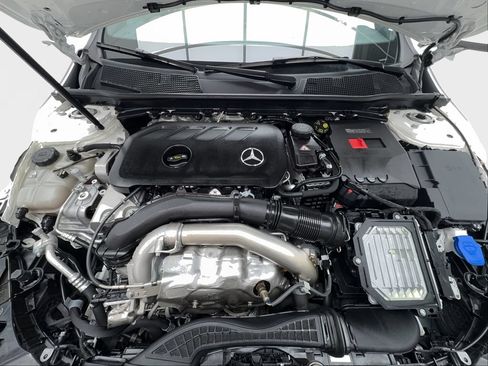 Used 2025 Mercedes-Benz CLA 250 image 18