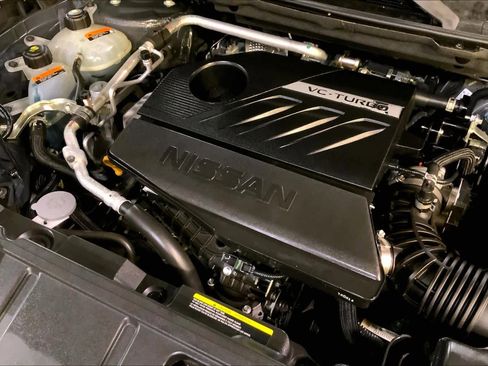 Used 2023 Nissan Rogue SV image 33