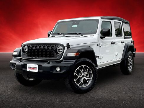 Used 2025 Jeep Wrangler Unlimited Sport AWD/4WD image 3