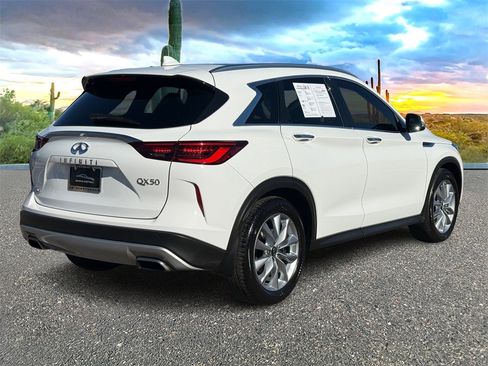 Used 2022 INFINITI QX50 Luxe image 4