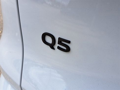 New 2025 Audi Q5 2.0T Premium Plus image 5