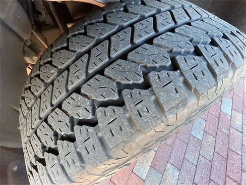 Used 2023 GMC Sierra 1500 Elevation w/ X31 Off-Road Package image 7