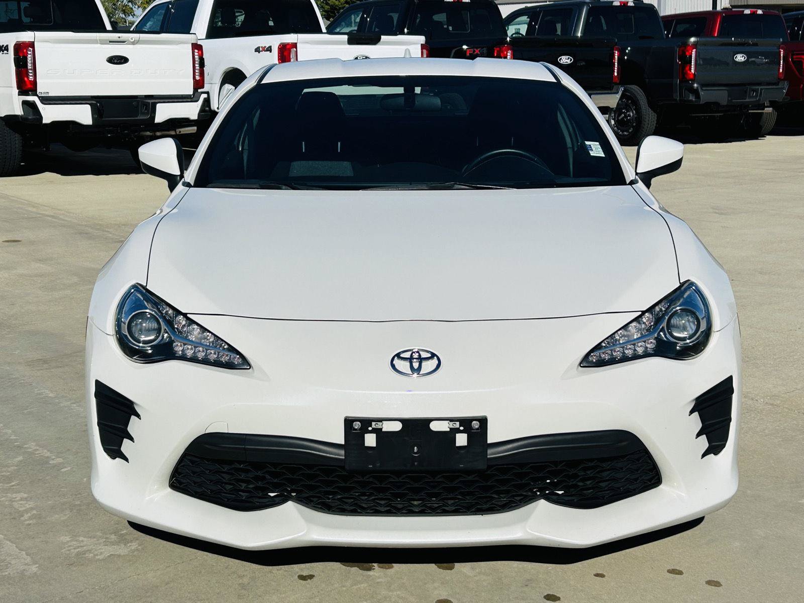 Used 2017 Toyota 86 RWD image 23