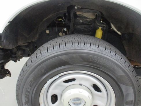 Used 2016 Ford F350 XL w/ Power Equipment Group AWD/4WD image 4