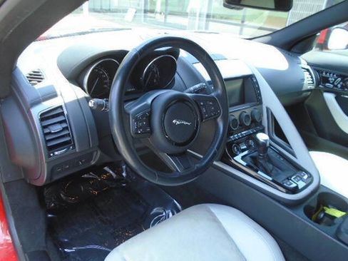 Used 2016 Jaguar F-TYPE Convertible RWD image 12