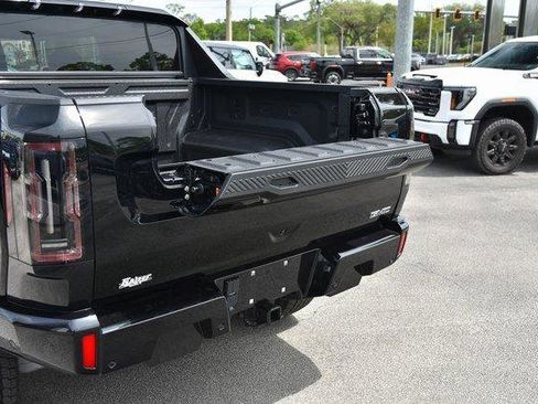 New 2025 GMC Hummer EV 3X image 12