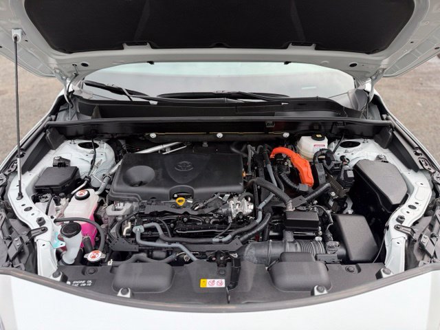 Used 2024 Toyota Venza XLE AWD/4WD image 13