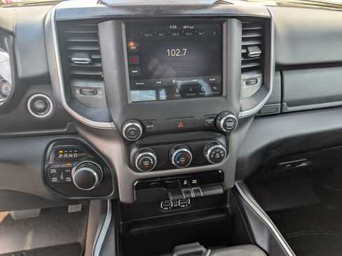 Used 2020 RAM 1500 Big Horn AWD/4WD image 18