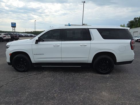 Used 2021 Chevrolet Suburban LT AWD/4WD image 5