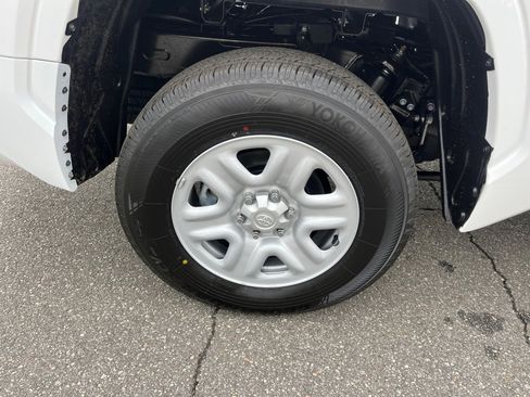 New 2026 Toyota Tundra SR image 20