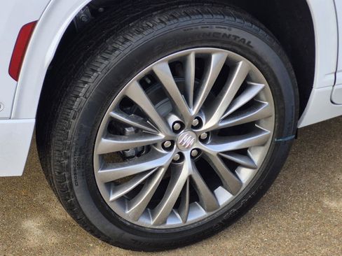 New 2026 Buick Enclave Avenir w/ Super Cruise Package image 5