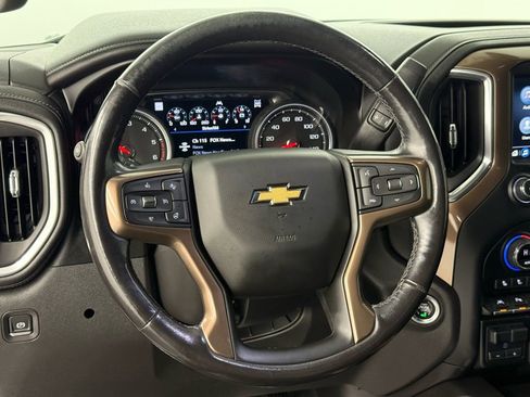Used 2021 Chevrolet Silverado 1500 High Country w/ Technology Package image 31