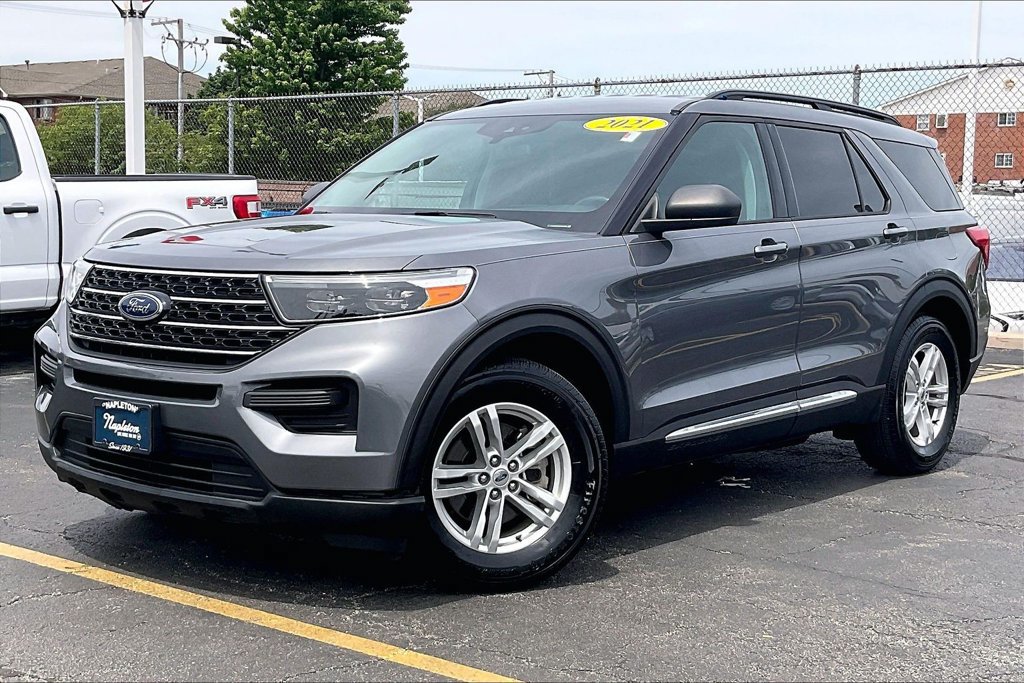 Used 2021 Ford Explorer XLT RWD image 11