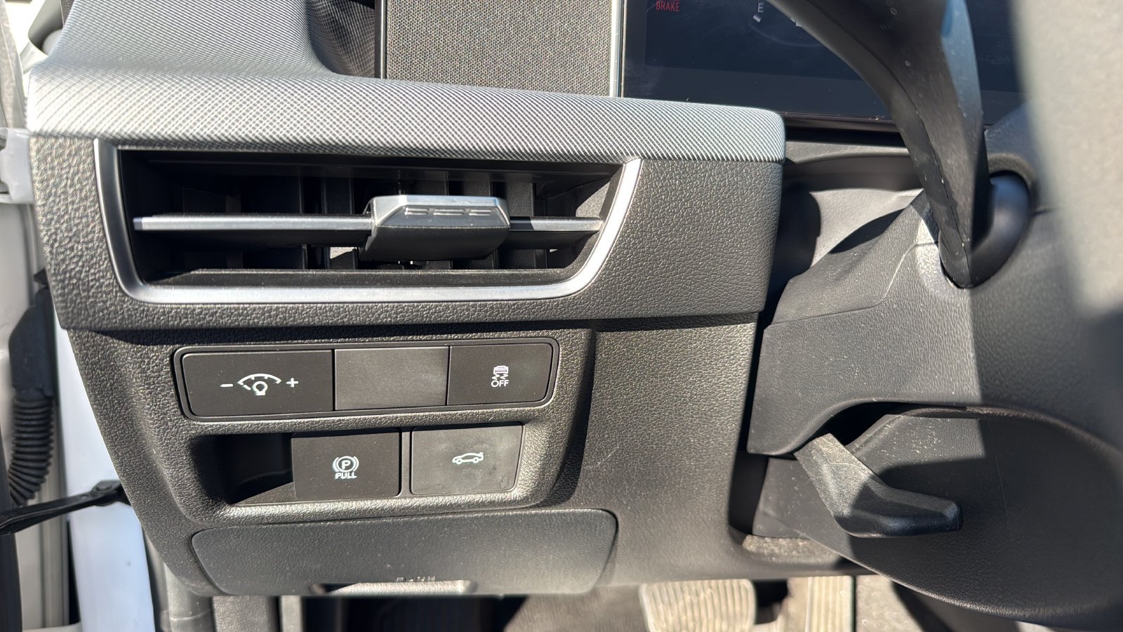 Used 2025 Hyundai Sonata SEL FWD image 17