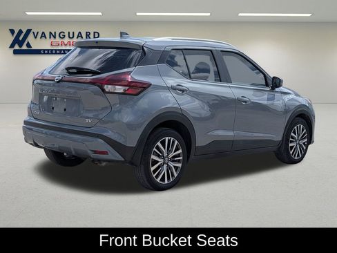 Used 2021 Nissan Kicks SV FWD image 7