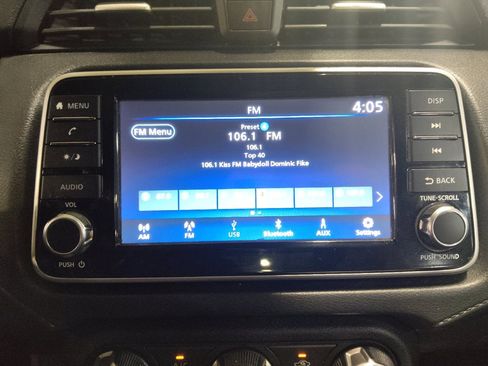 Used 2020 Nissan Versa S FWD image 25