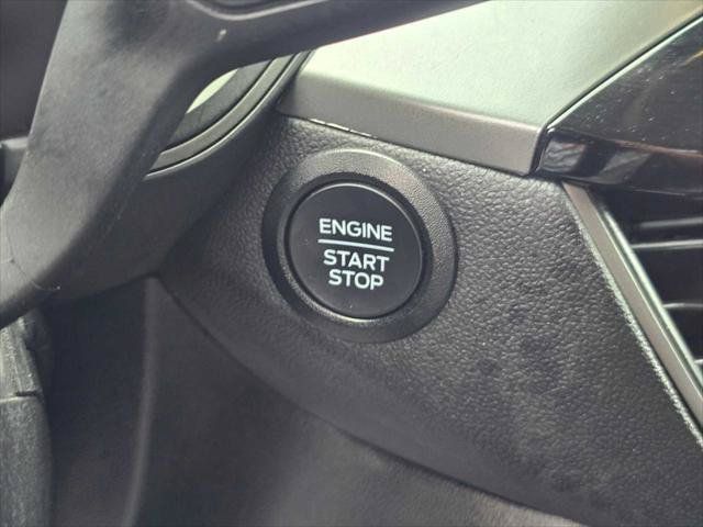 Used 2025 Ford Escape Active AWD/4WD image 33