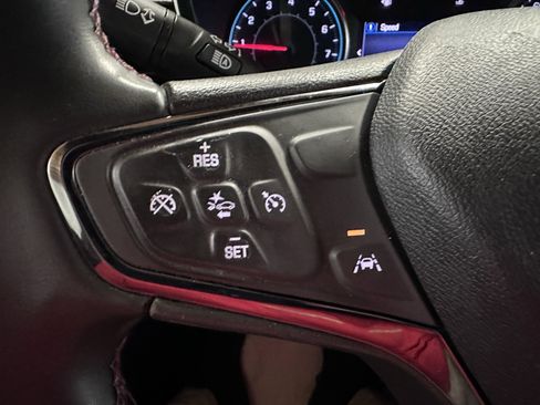 Used 2023 Chevrolet Equinox RS image 52